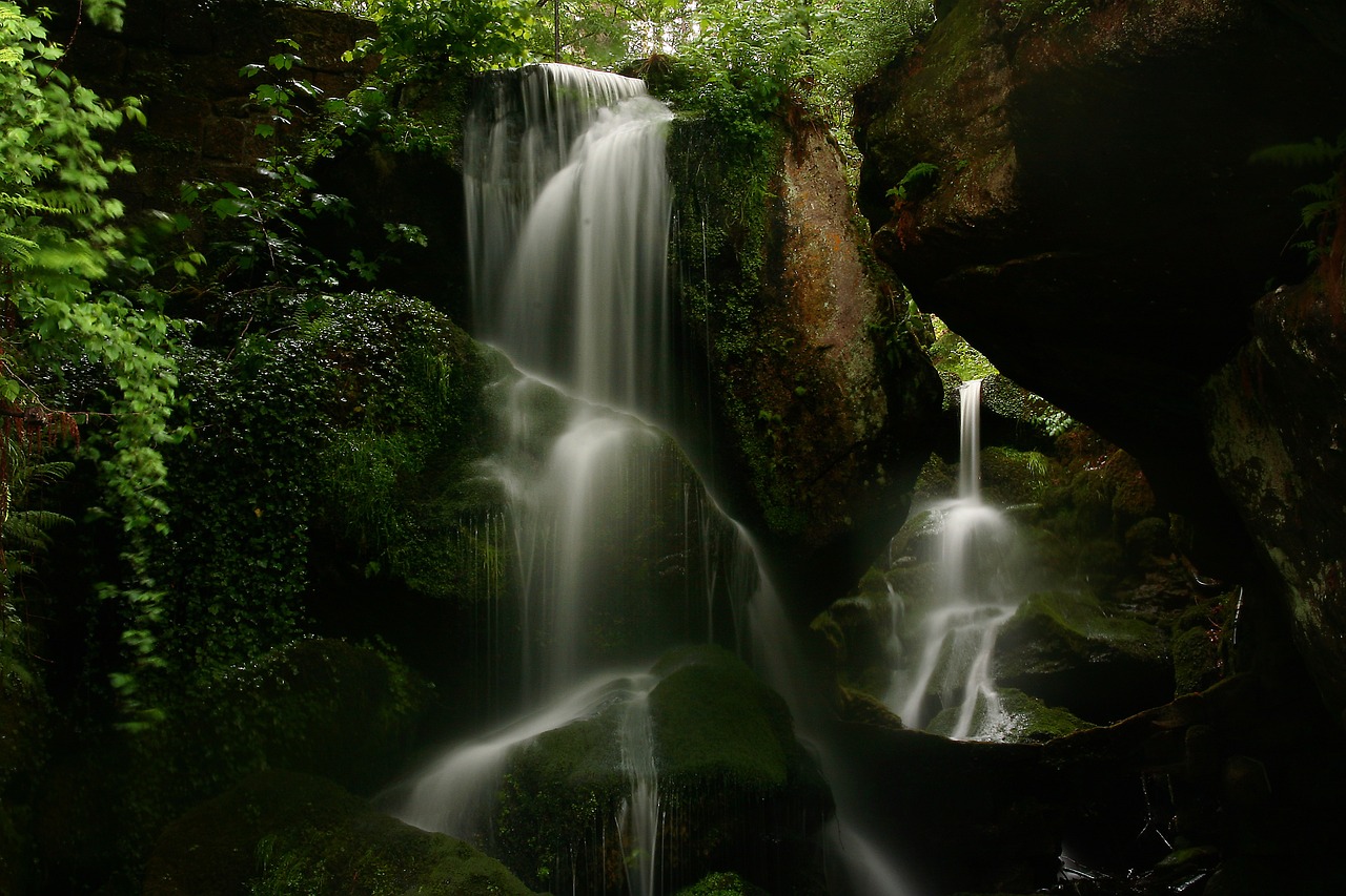 Hidden Waterfalls of Colombia’s Minca Region